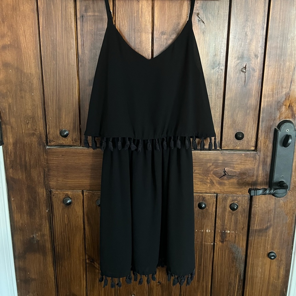 Small black summer dress with fringe